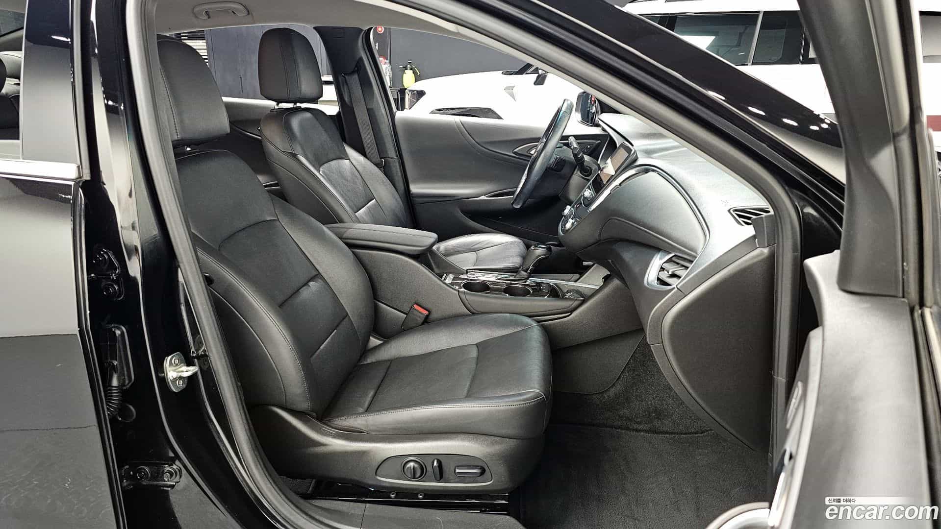 Malibu Chevrolet 2019.2-INNER-010