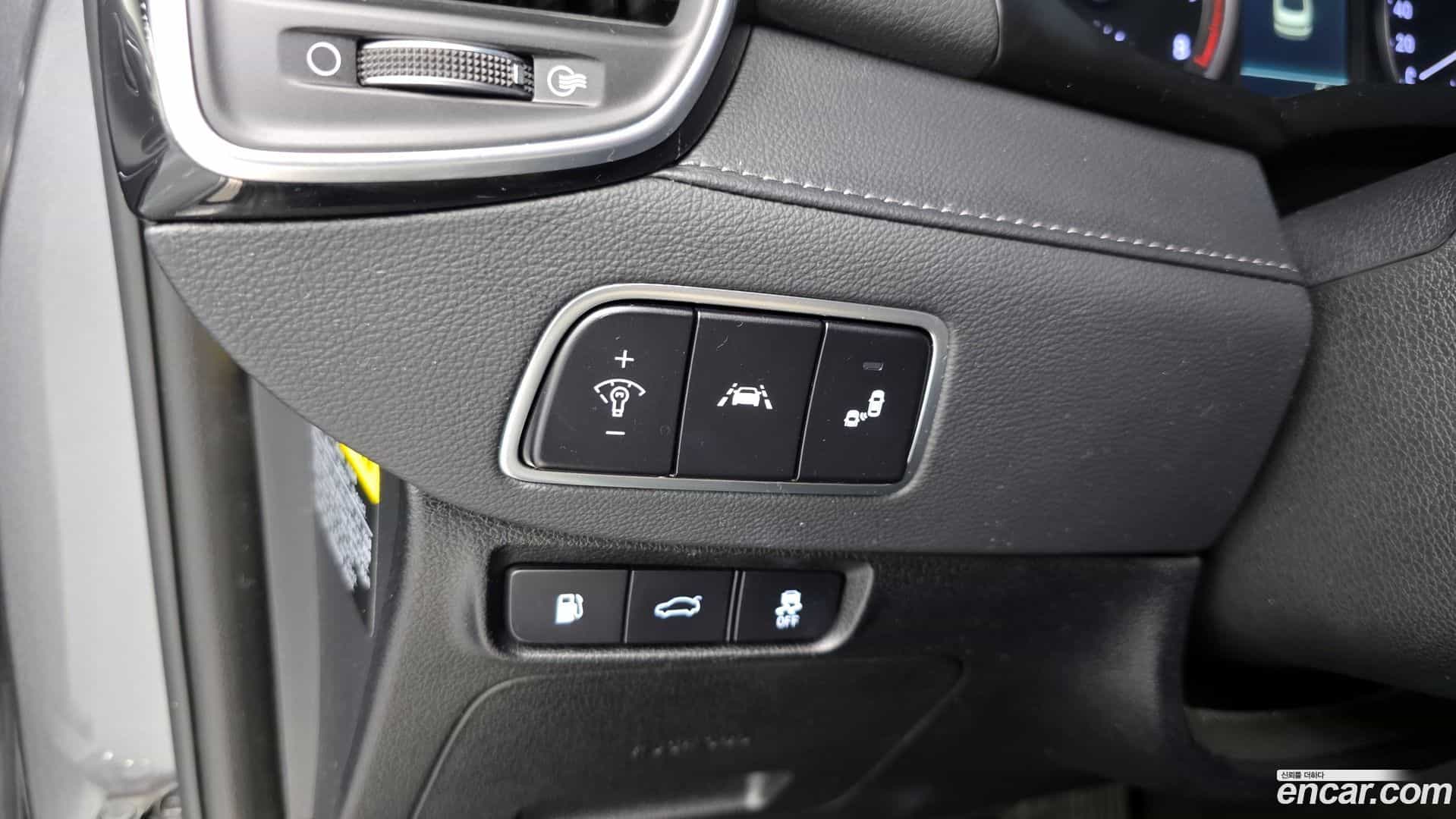 Grandeur Hyundai 2018.6-OPTION-019