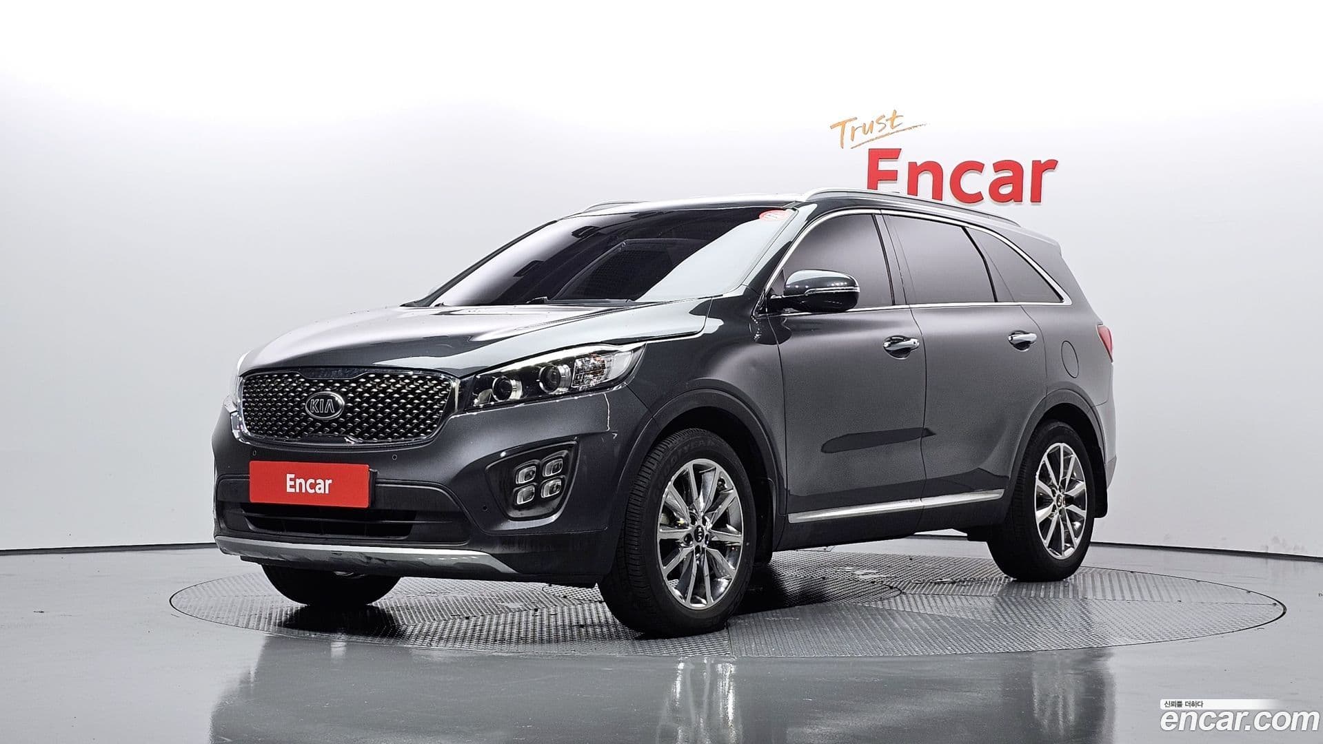 Main__Slider__Photo:Sorento Kia 2016.6-0