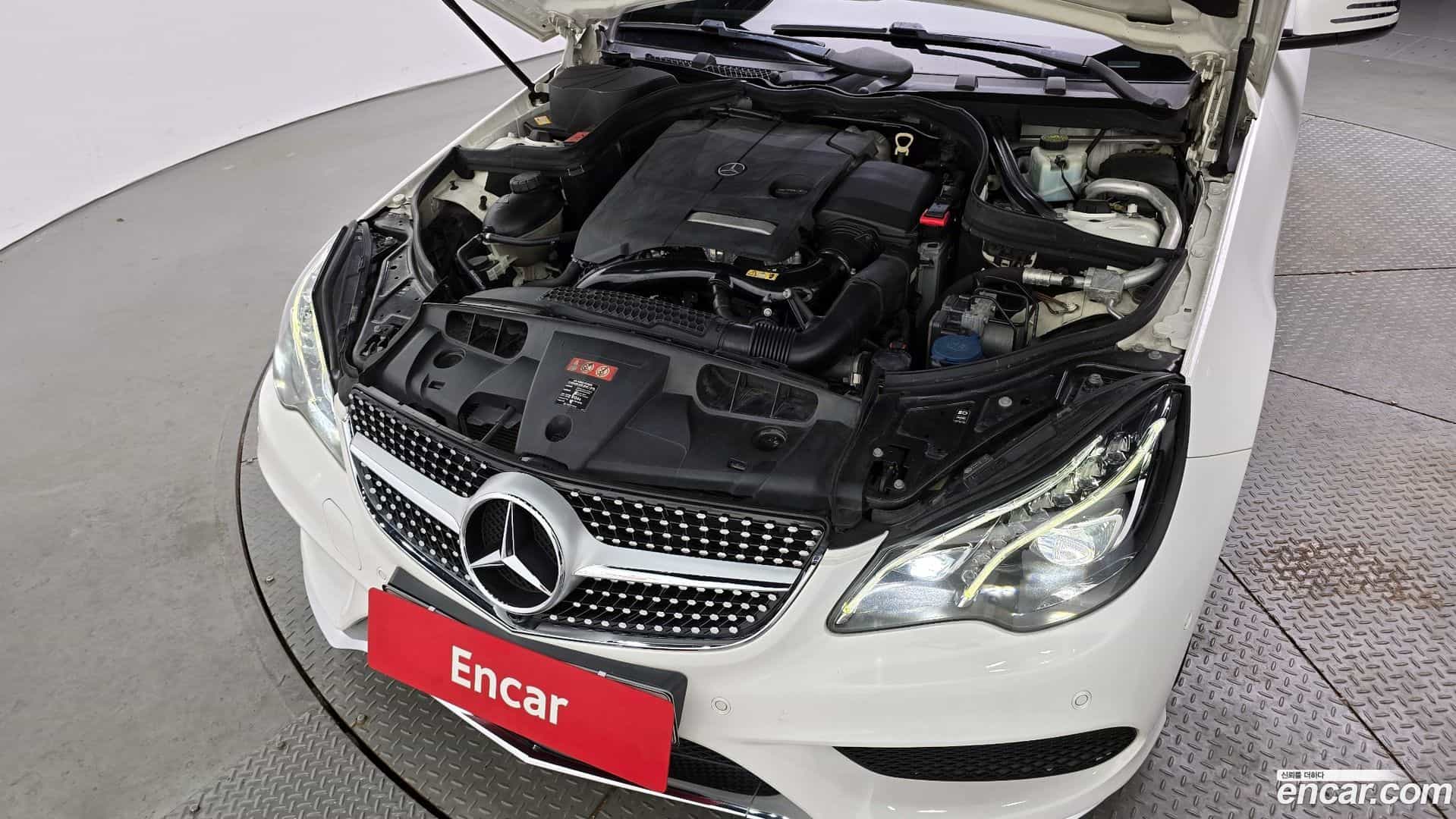 E-Class Mercedes-Benz 2014.9-INNER-006