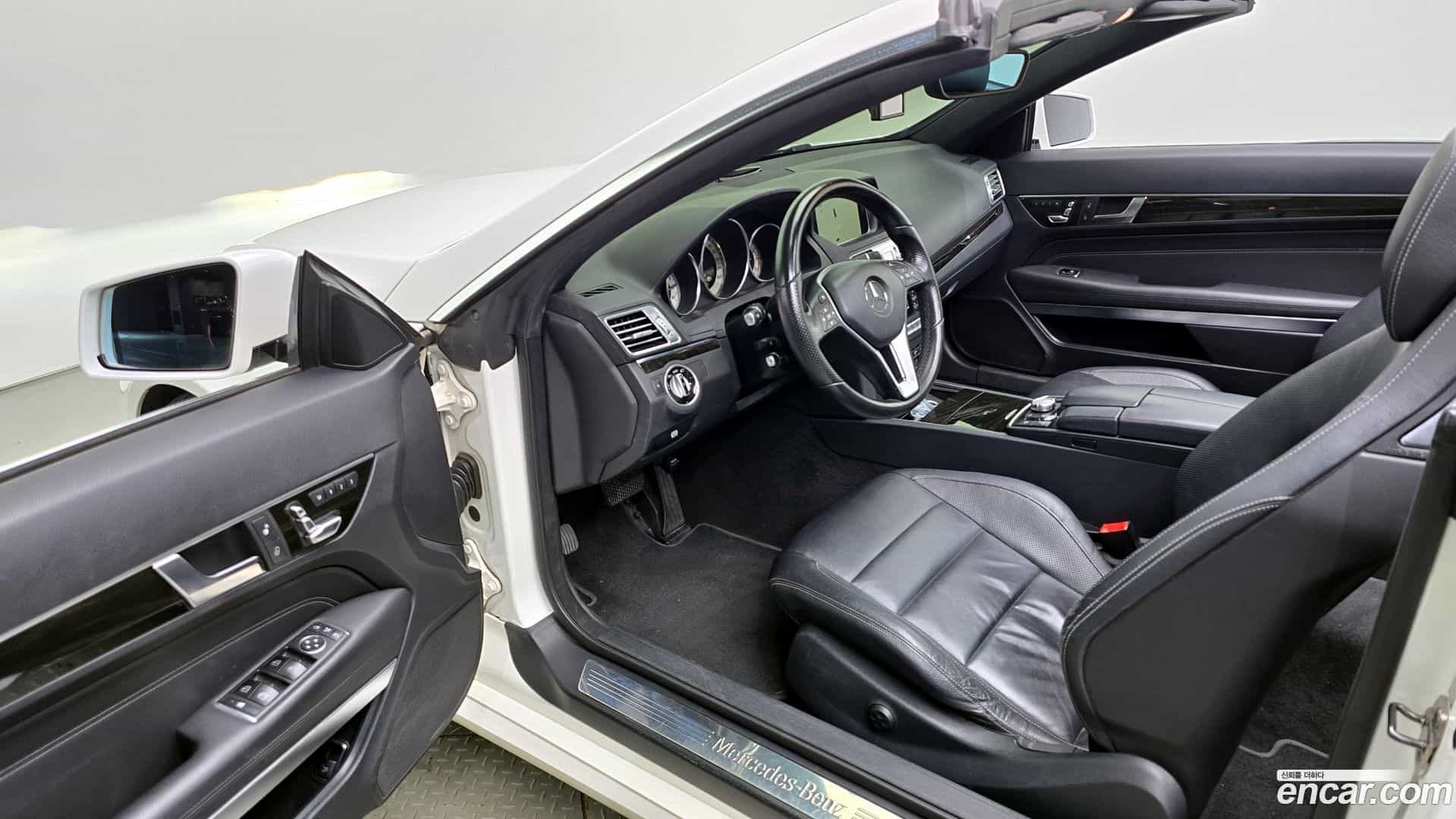 E-Class Mercedes-Benz 2014.9-INNER-010