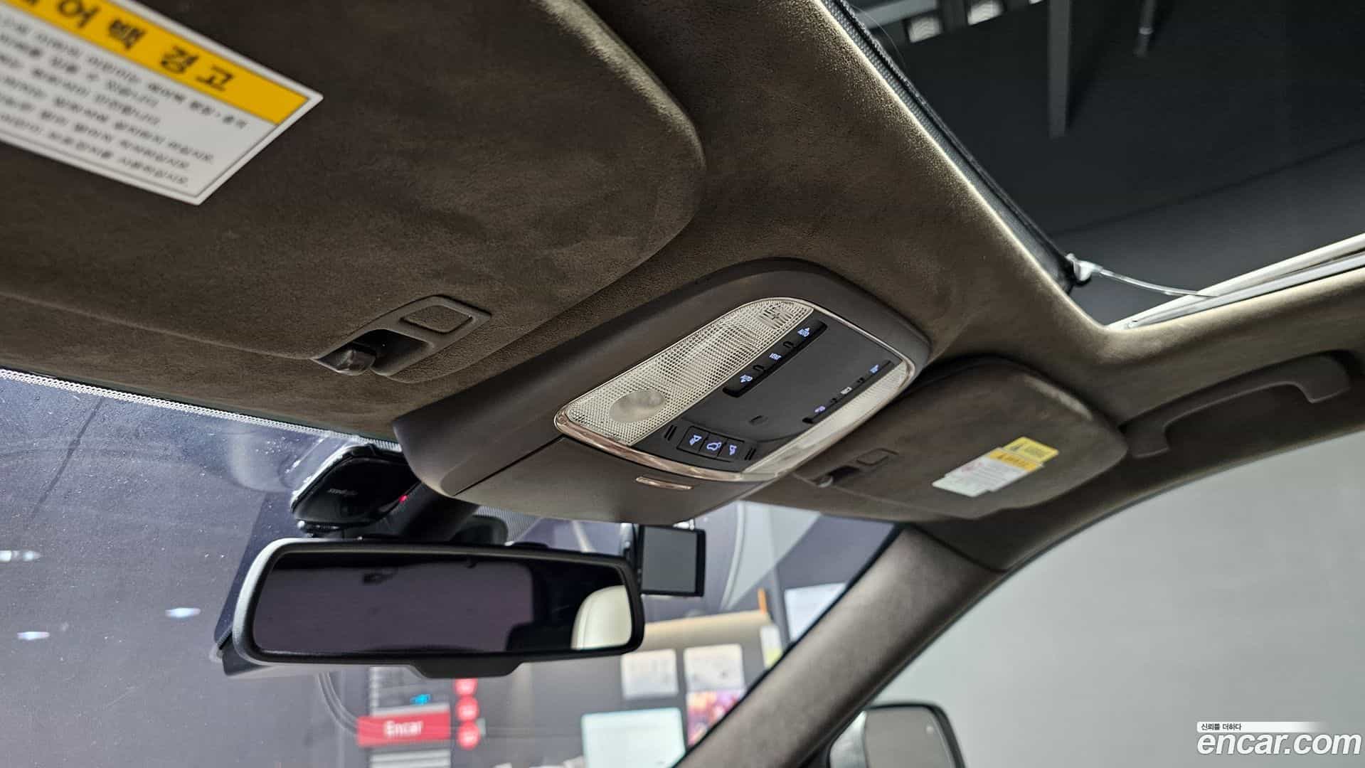 Cherokee Jeep 2014.6-OPTION-021