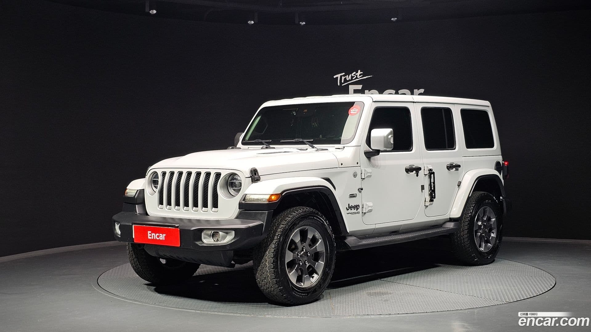 Main__Slider__Photo:Wrangler Jeep 2019.10-0