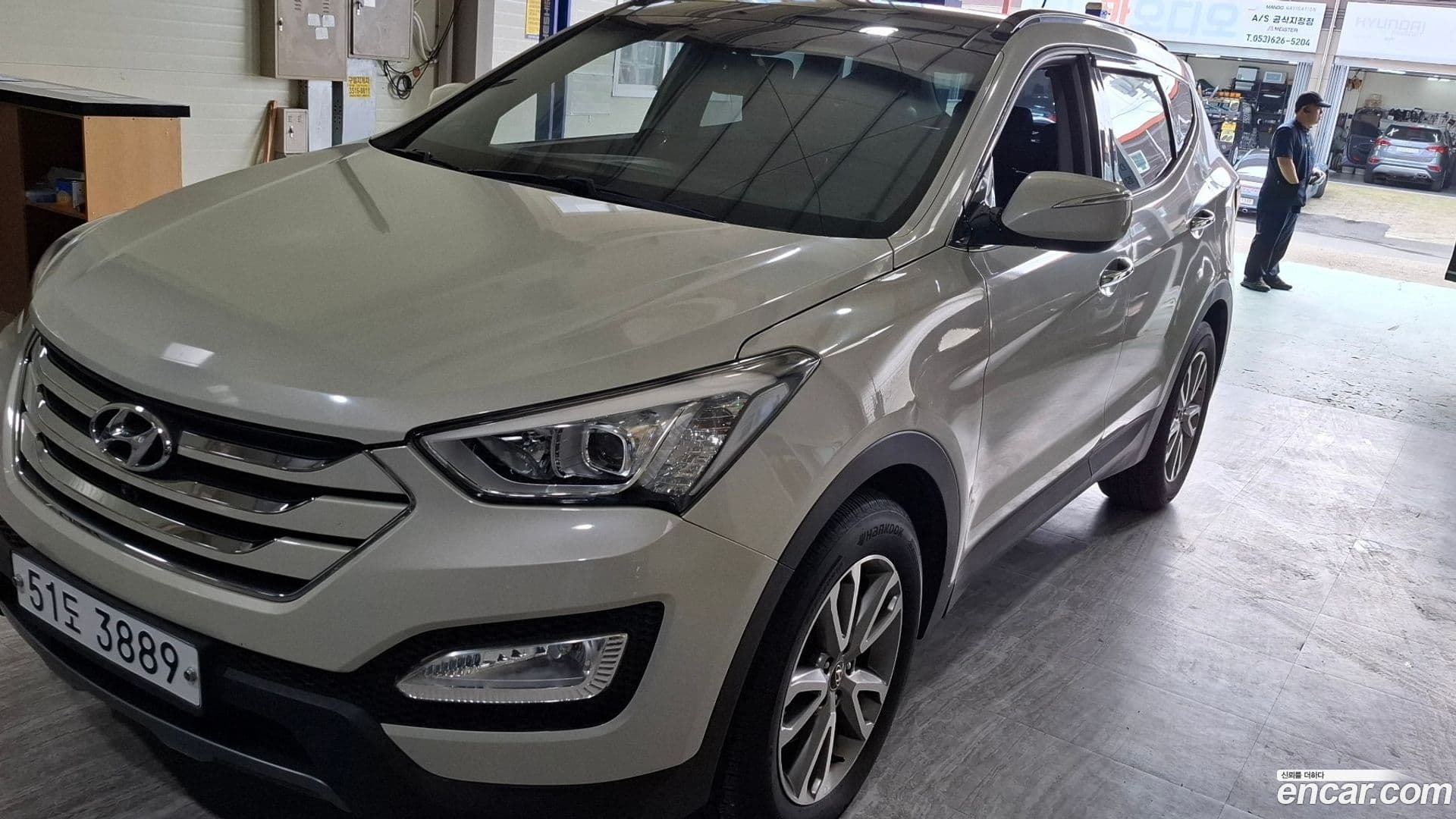 Main__Slider__Photo:Santafe Hyundai 2013.1-0