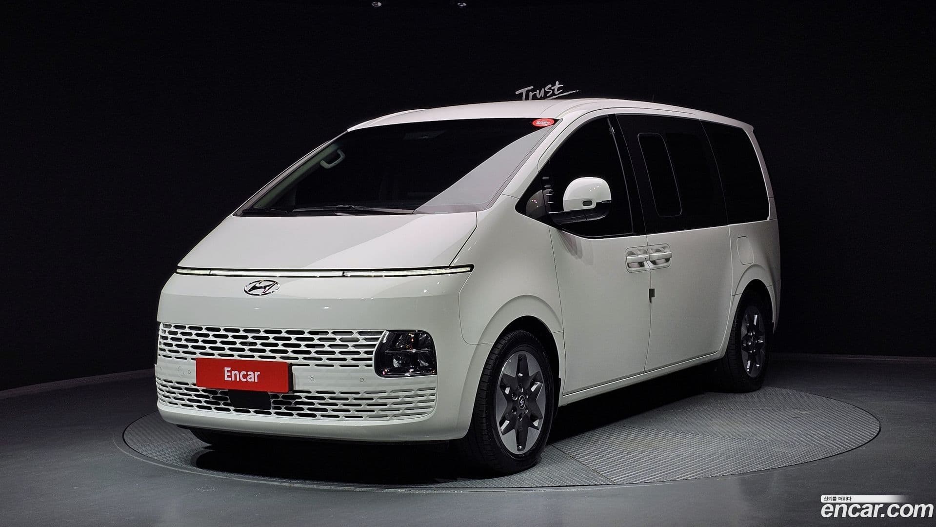 Main__Slider__Photo:Staria Hyundai 2024.1-0