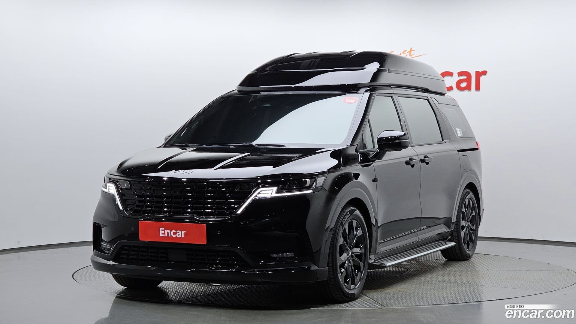 Main__Slider__Photo:Canival Kia 2021.4-0