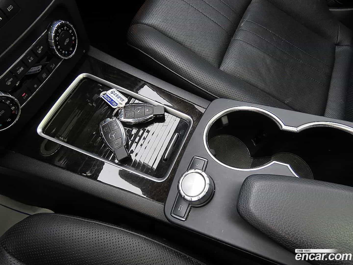 GLK-Class Mercedes-Benz 2014.8-OPTION-015