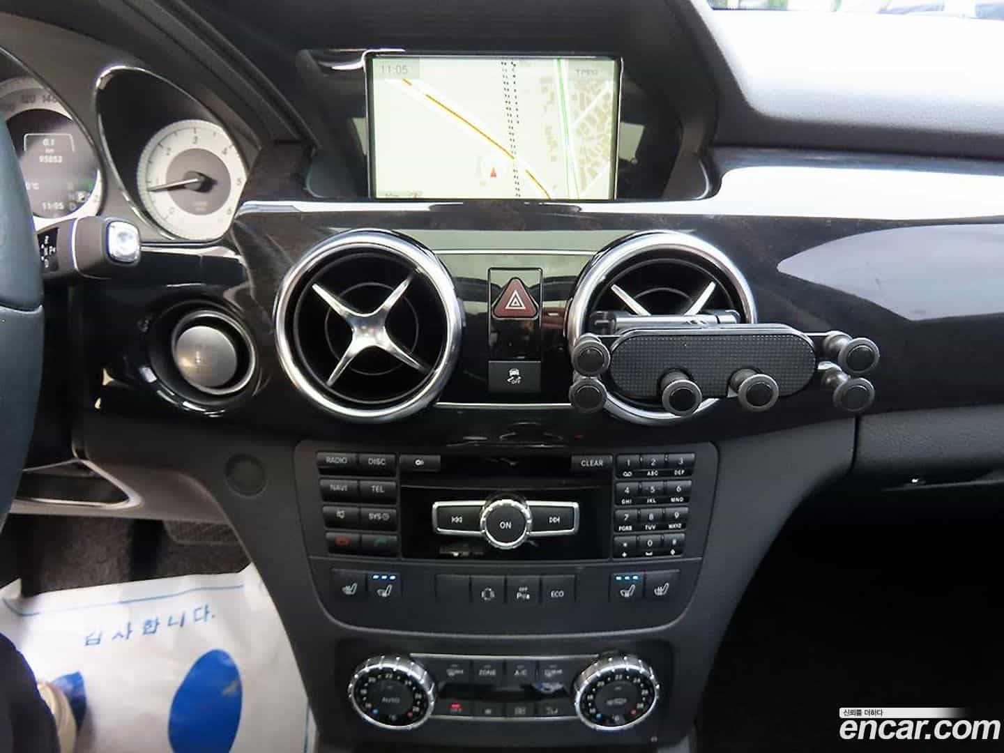 GLK-Class Mercedes-Benz 2014.8-OPTION-016