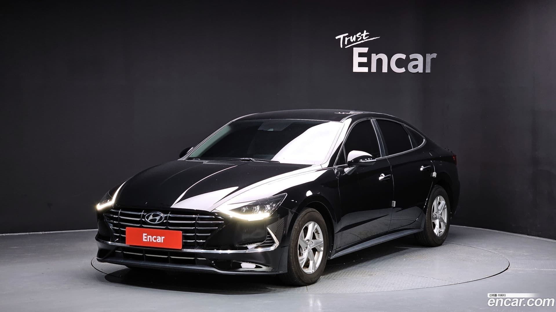Main__Slider__Photo:Sonata Hyundai 2019.4-0