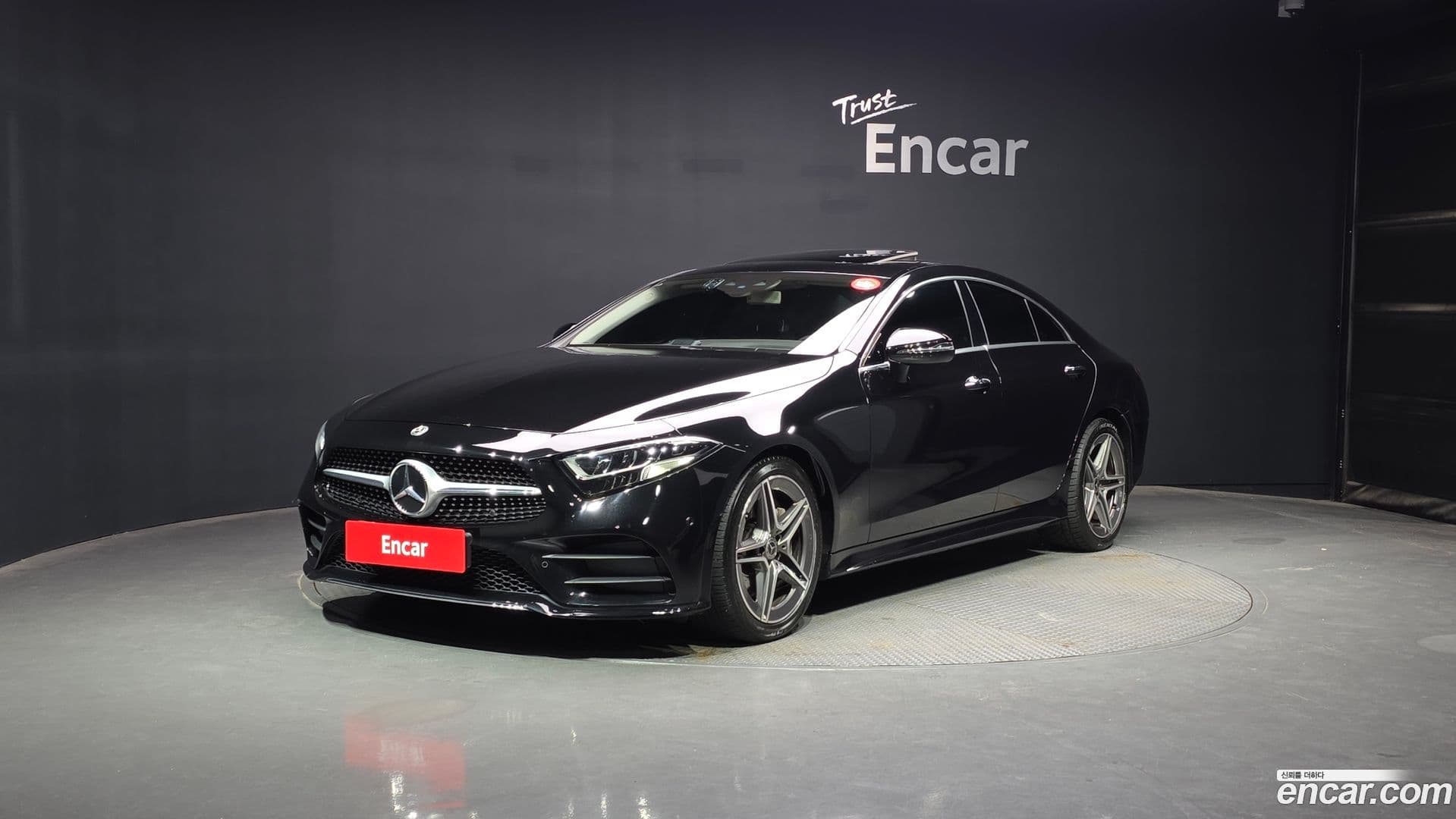 Main__Slider__Photo:CLS-Class Mercedes-Benz 2019.11-0