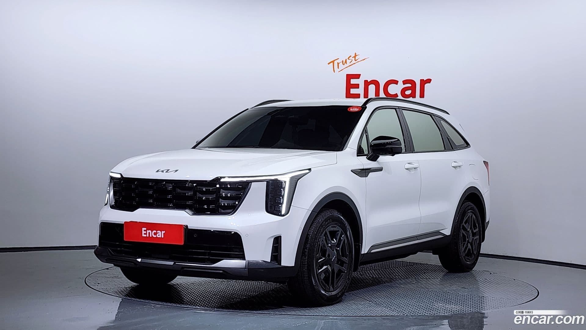 Main__Slider__Photo:Sorento Kia 2023.9-0