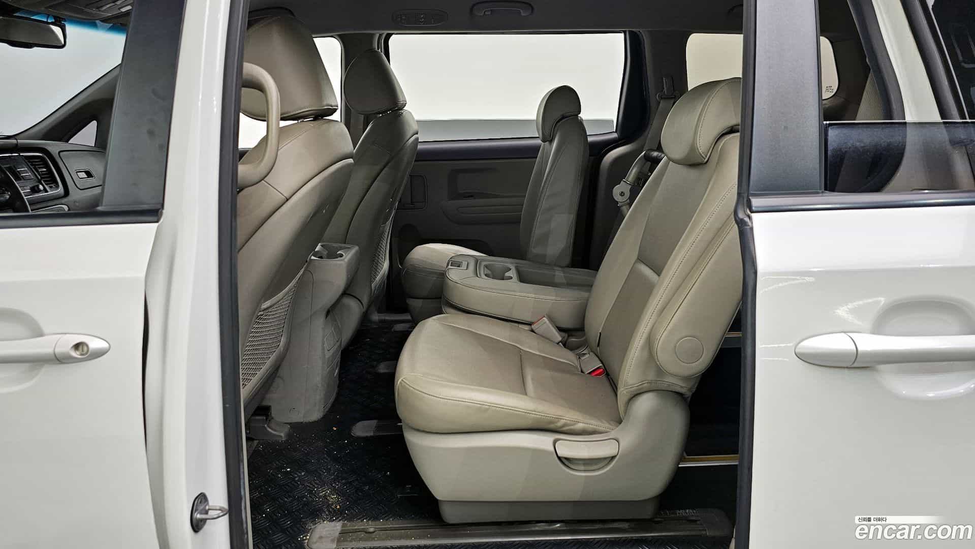 Canival Kia 2015.10-OPTION-016
