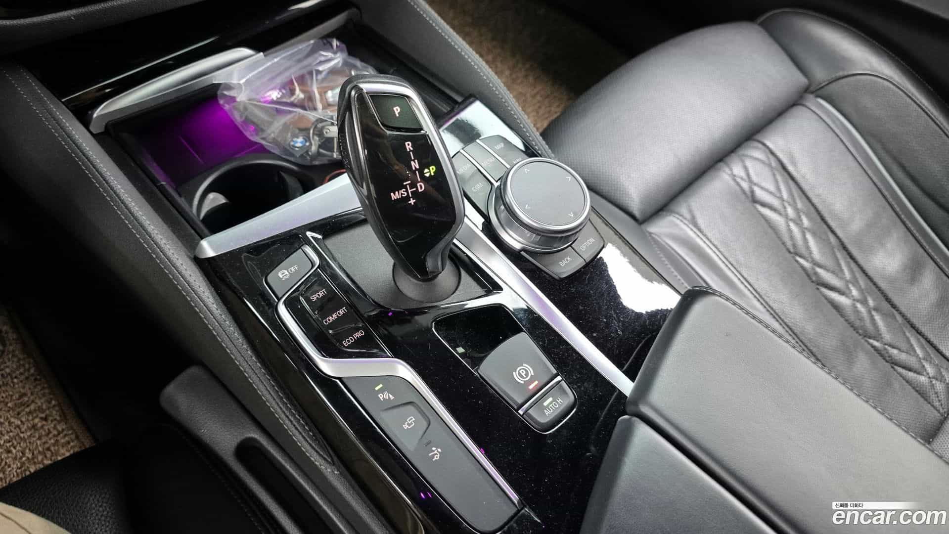 Gran Turismo BMW 2019.11-INNER-009