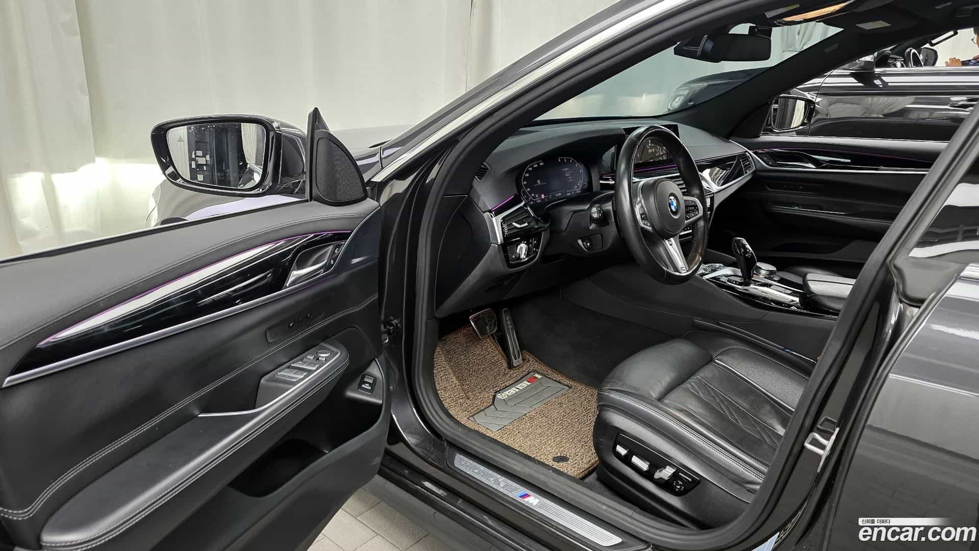 Gran Turismo BMW 2019.11-INNER-010