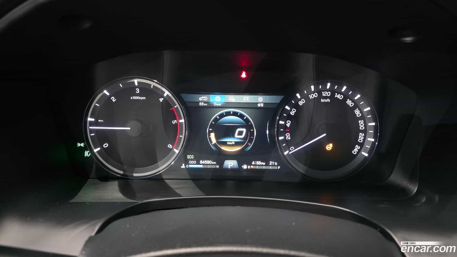 Rexton KG Mobility 2021.10-INNER-008