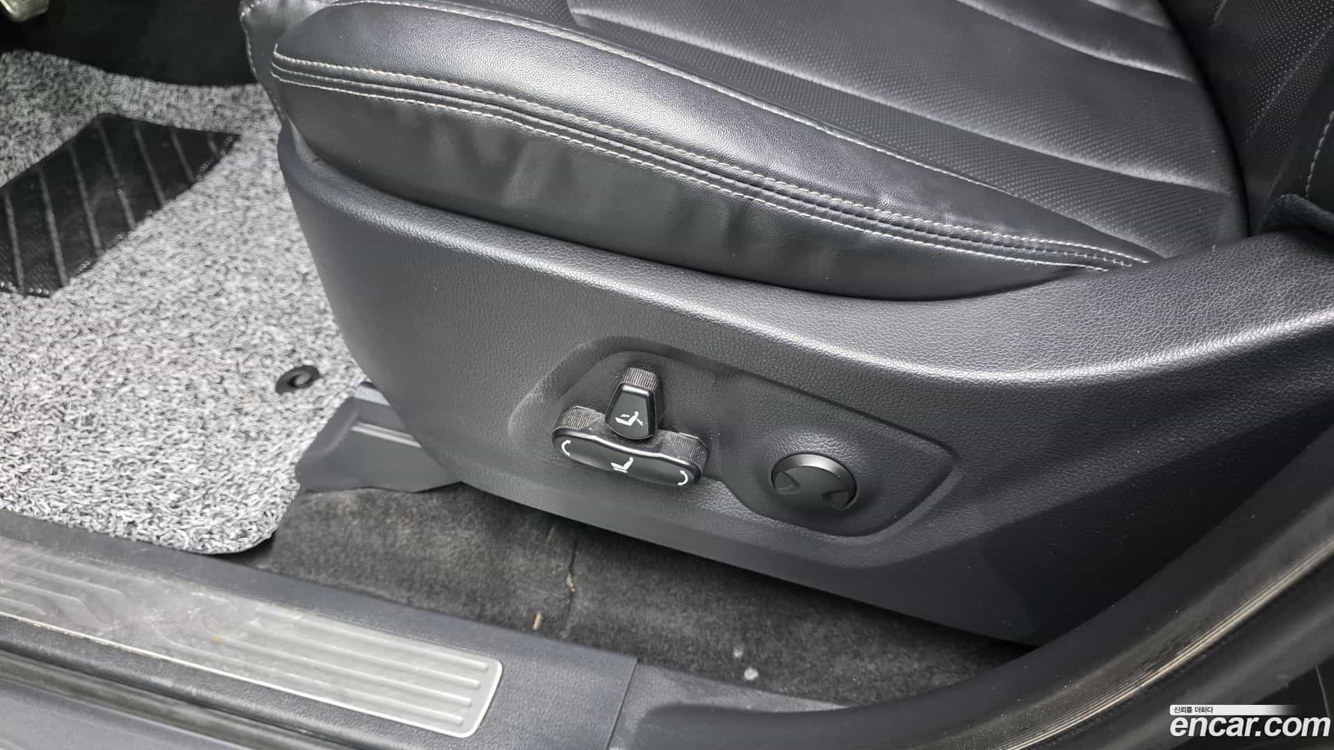 Rexton KG Mobility 2021.10-OPTION-022