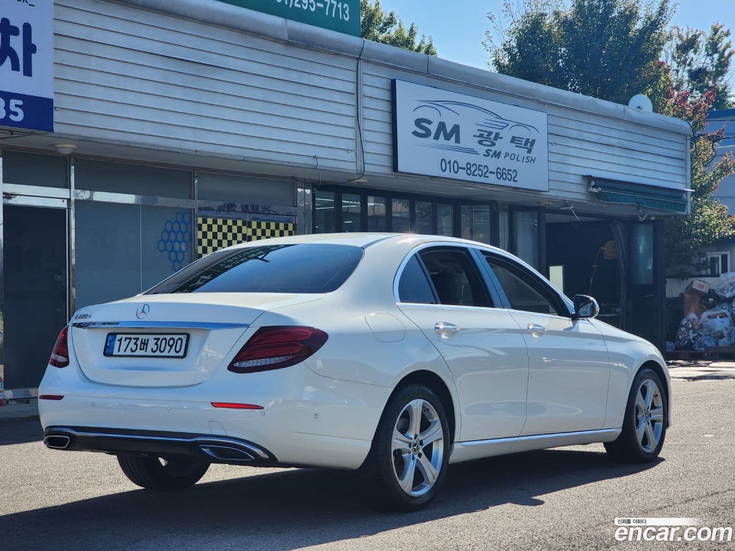 Main__Slider__Photo:E-Class Mercedes-Benz 2017.7-0