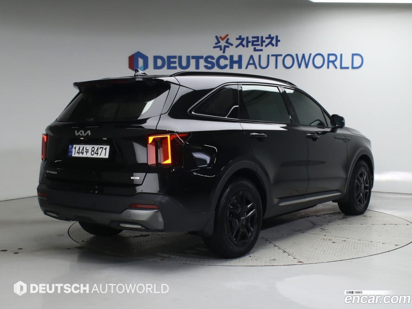 Main__Slider__Photo:Sorento Kia 2023.8-0