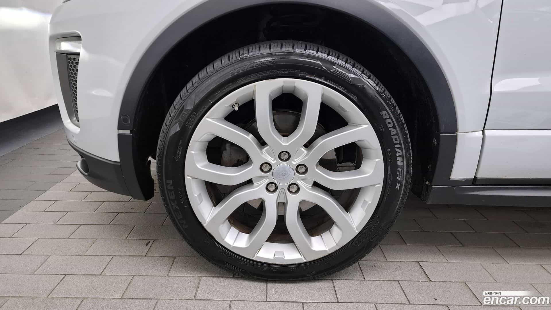 Range Rover Evoque Land Rover 2015.11-OUTER-005
