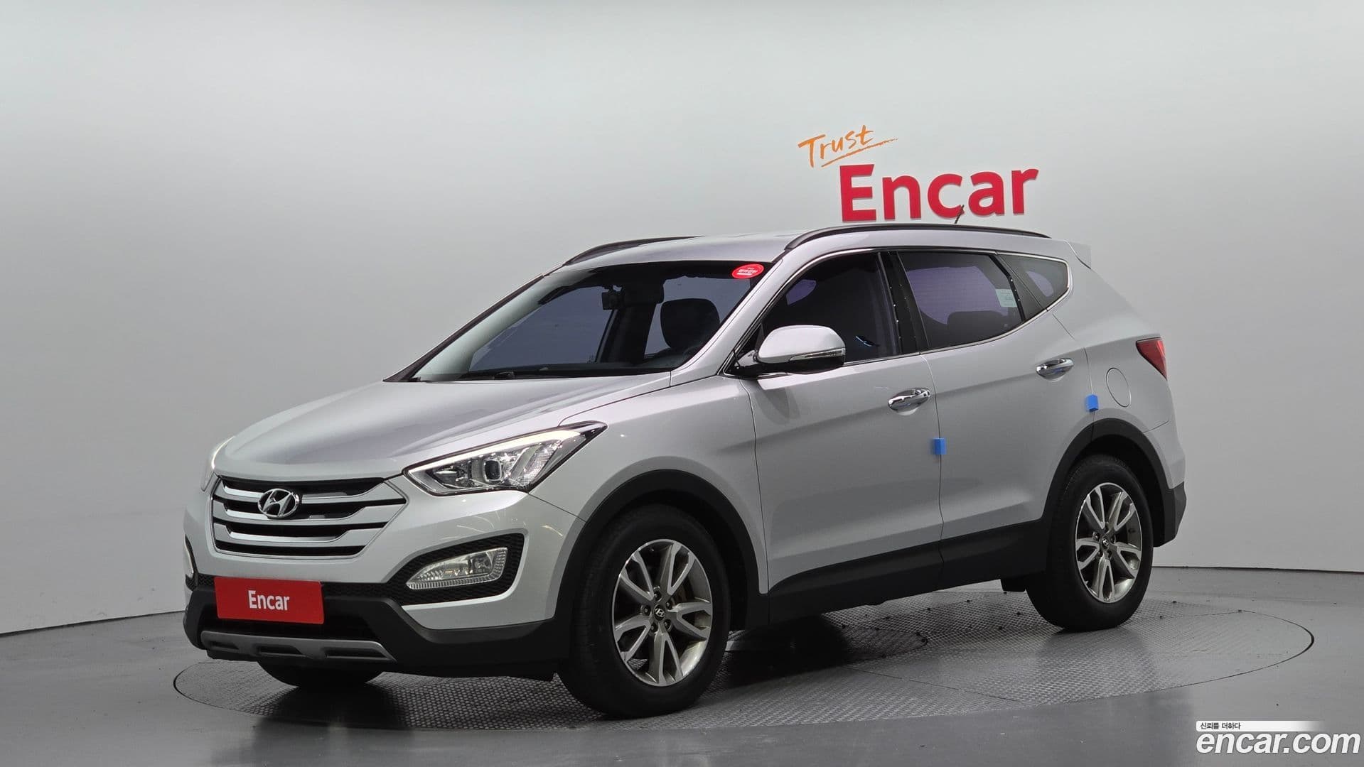 Main__Slider__Photo:Santafe Hyundai 2014.10-0