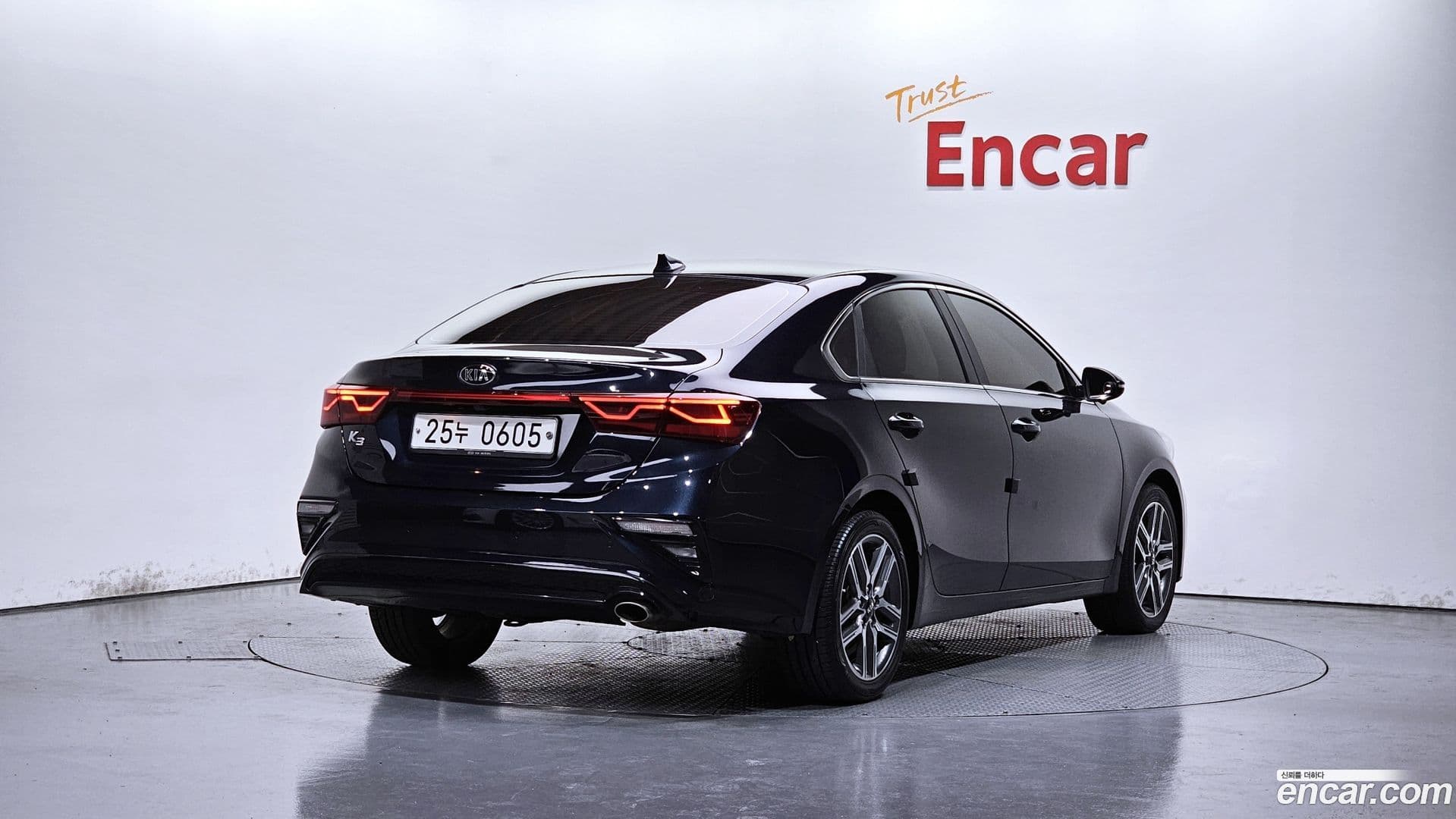 Main__Slider__Photo:K3 Kia 2019.7-1