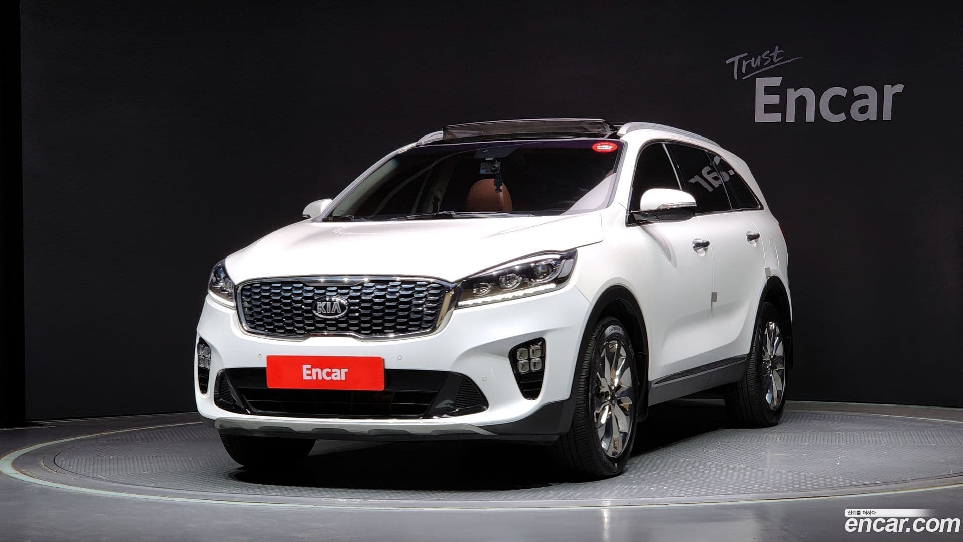 Main__Slider__Photo:Sorento Kia 2018.0-0