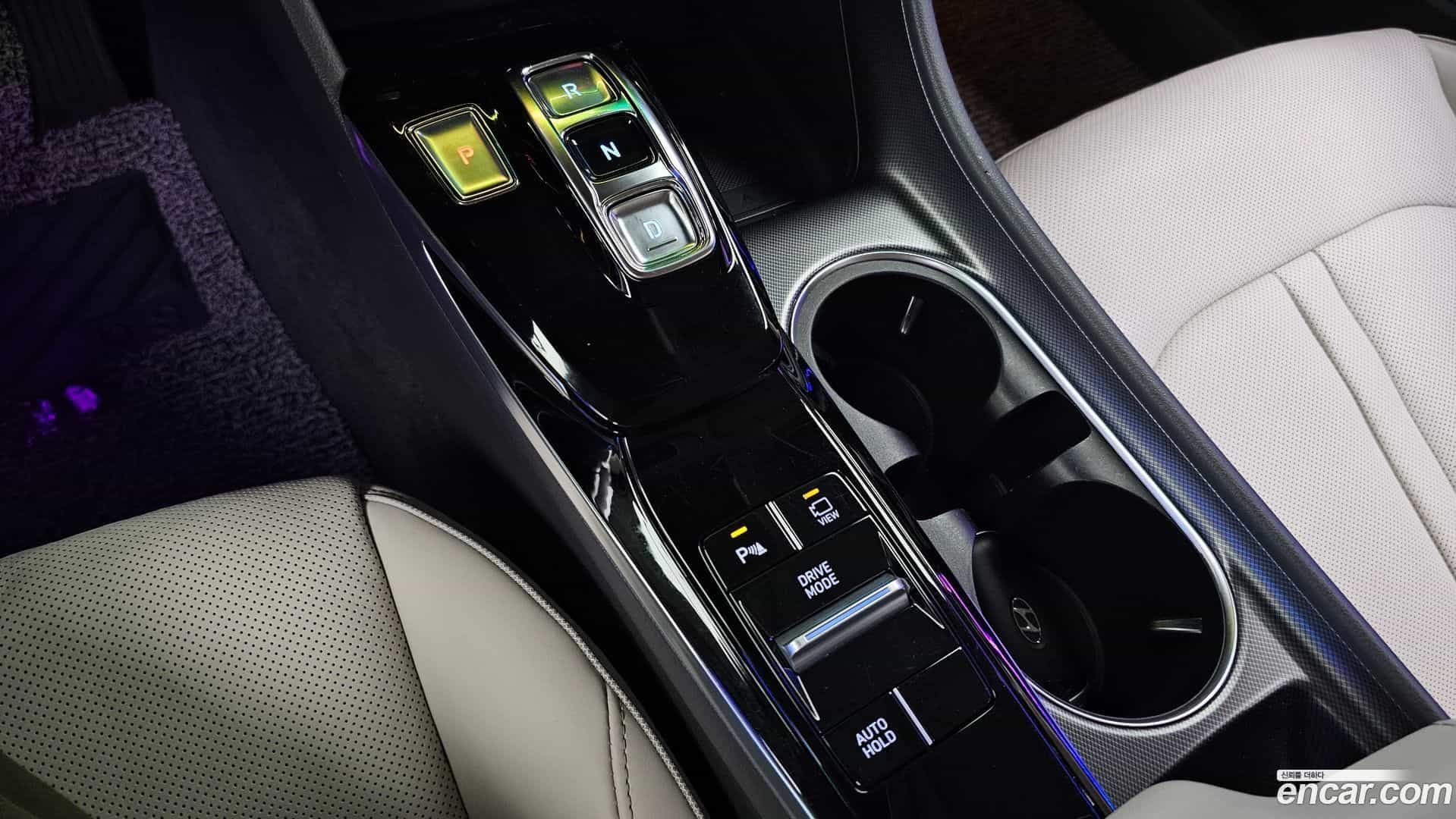 Sonata Hyundai 2020.1-INNER-009