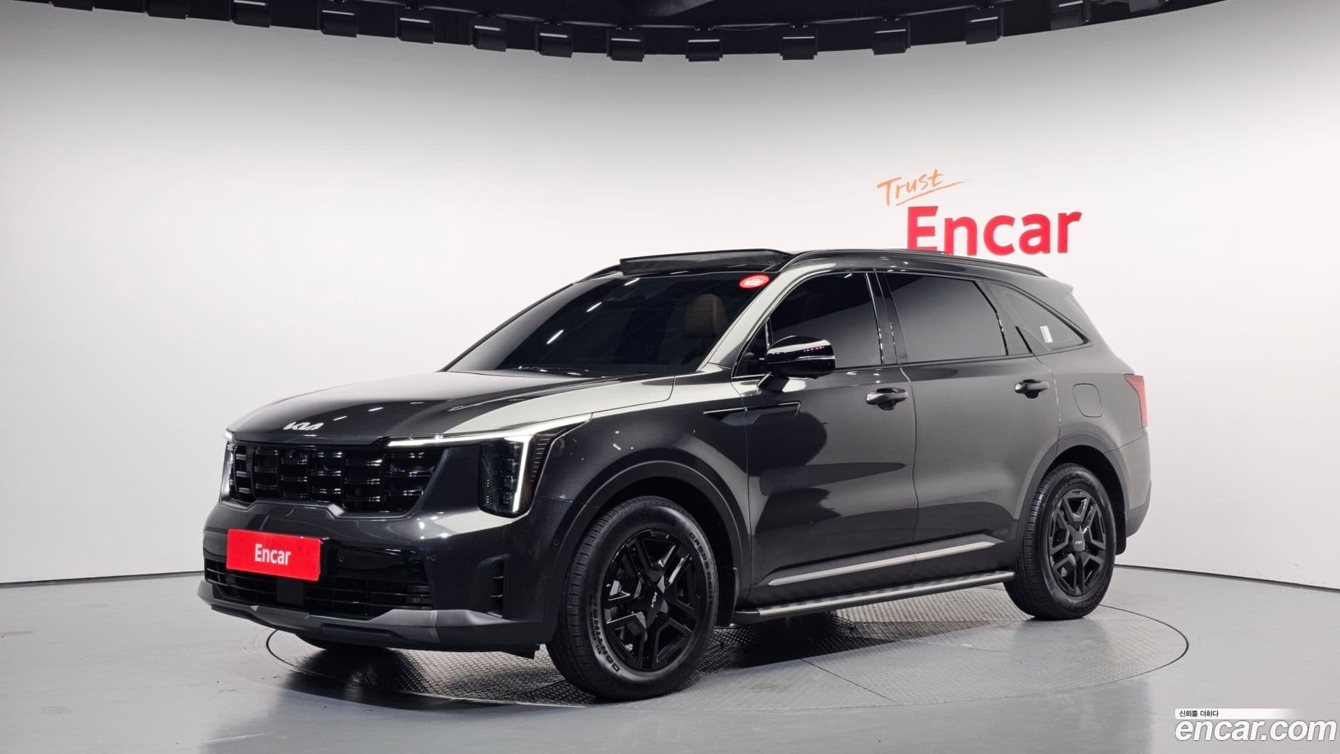 Main__Slider__Photo:Sorento Kia 2023.8-0