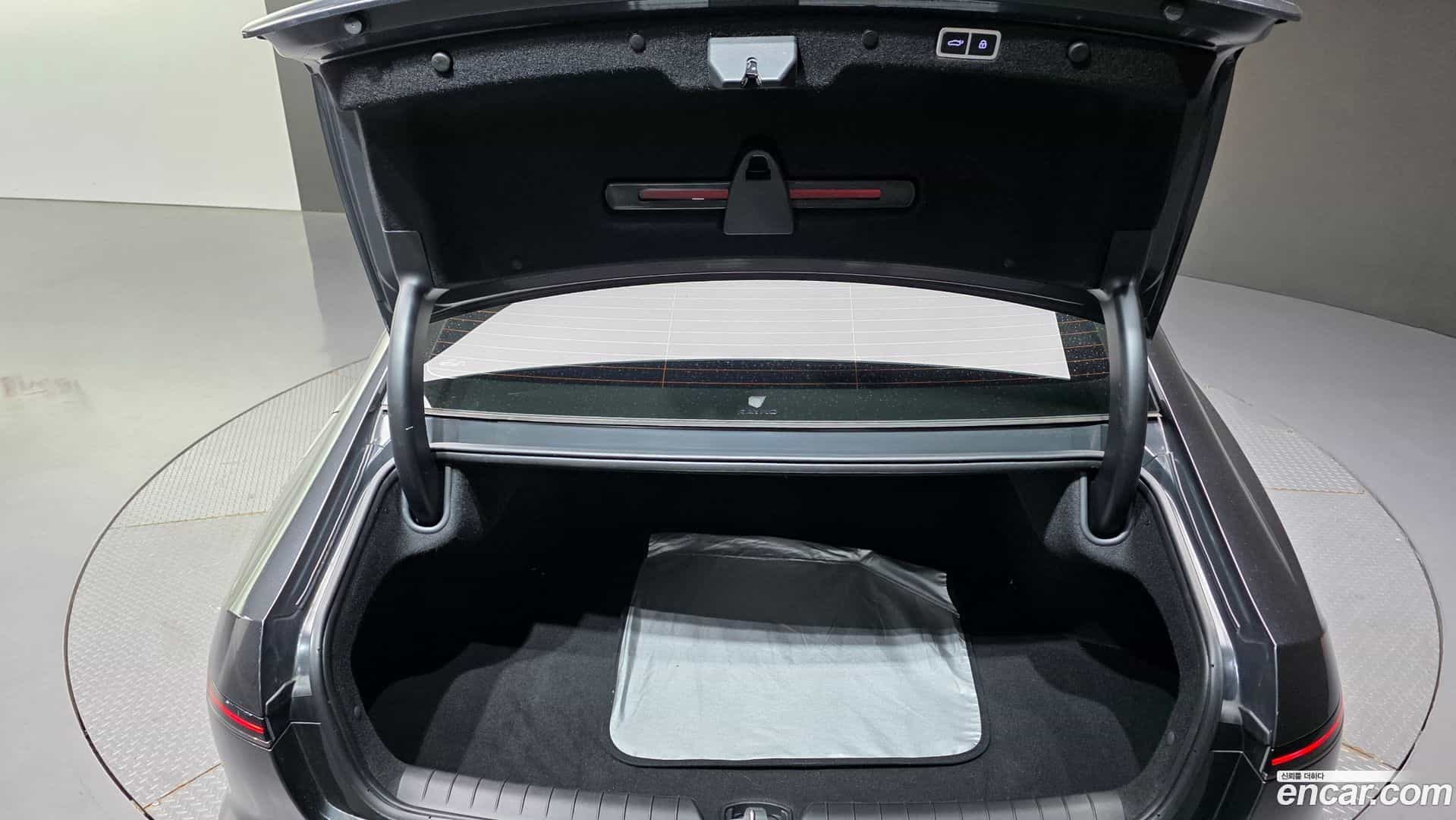 Grandeur Hyundai 2022.11-OPTION-024