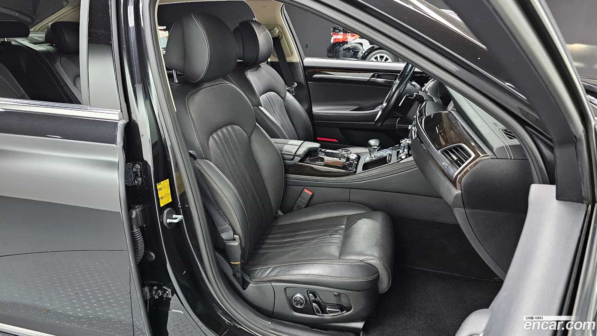 G90 Genesis 2019.3-INNER-010