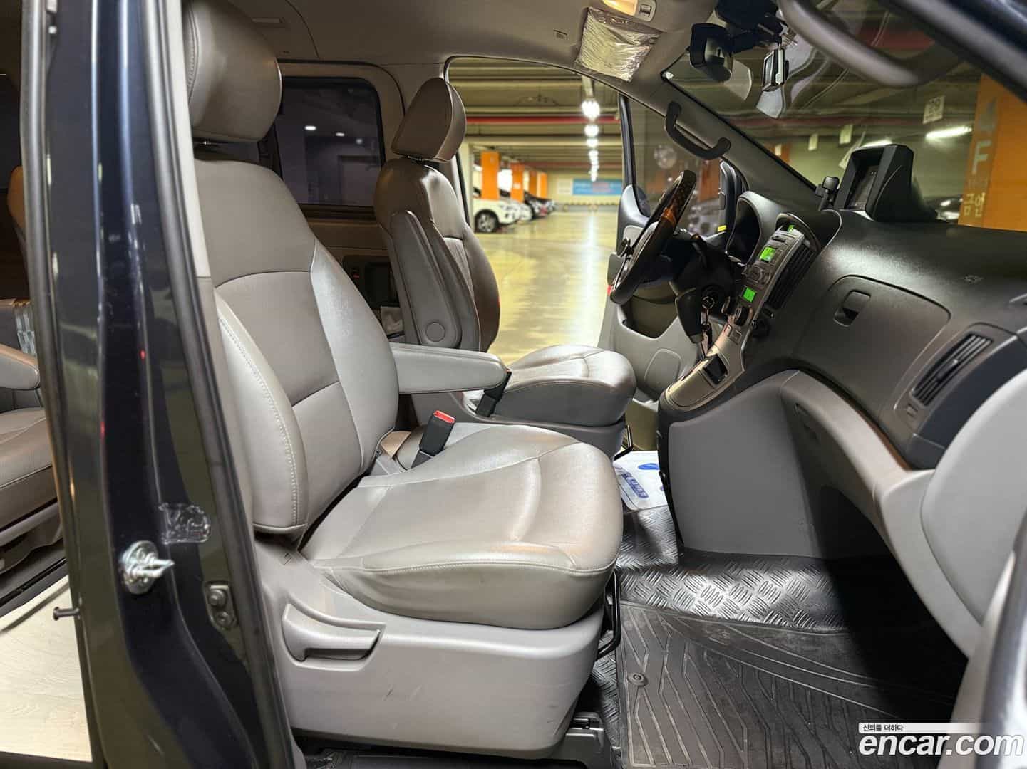 Starex Hyundai 2015.1-OPTION-024