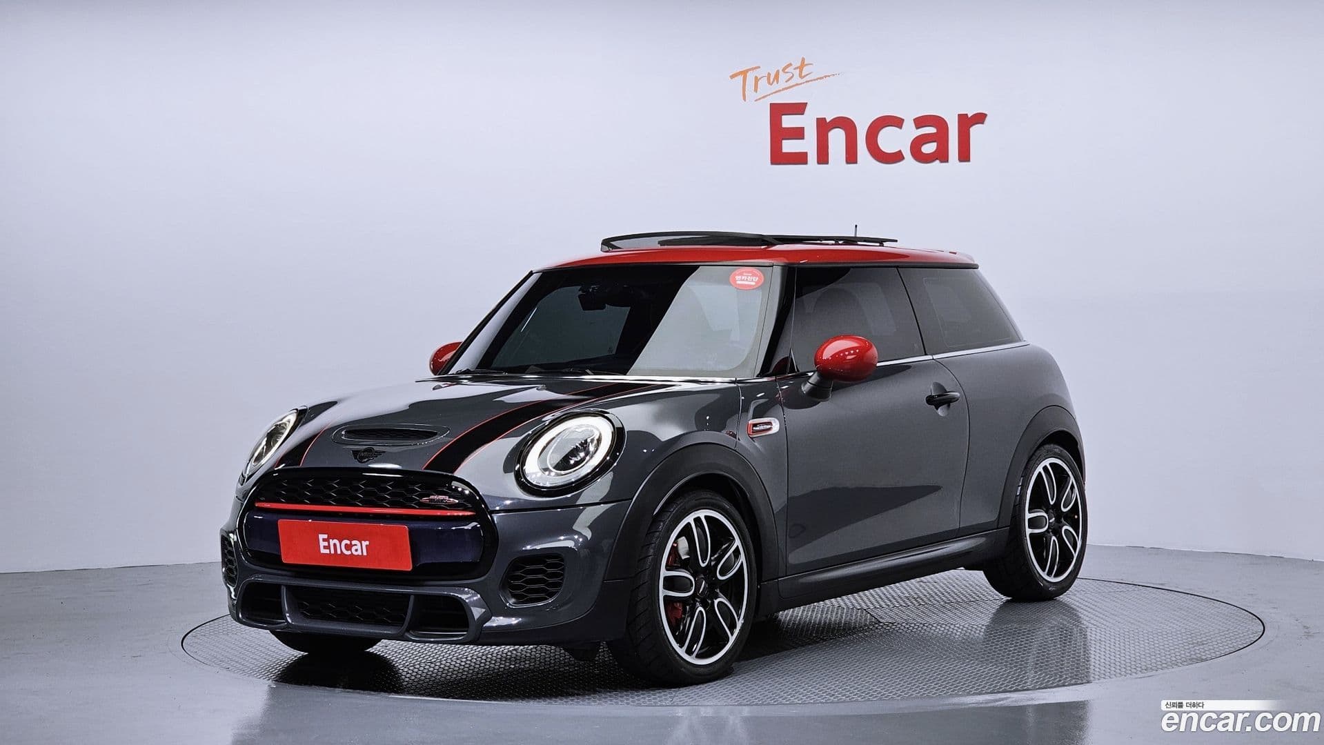 Main__Slider__Photo:Cooper Mini 2015.9-0