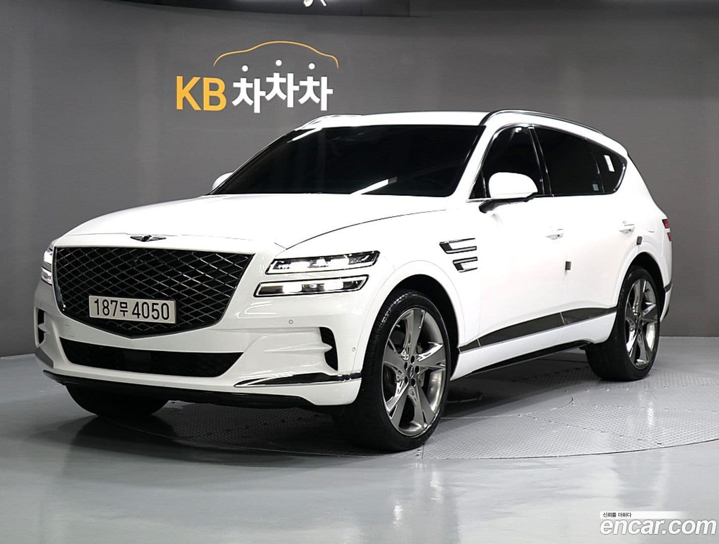 Main__Slider__Photo:GV80 Genesis 2022.4-0
