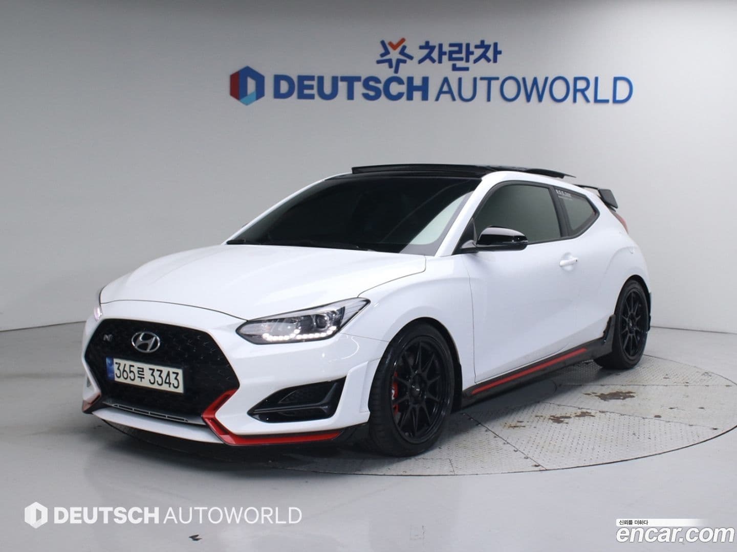Main__Slider__Photo:Veloster Hyundai 2021.3-0
