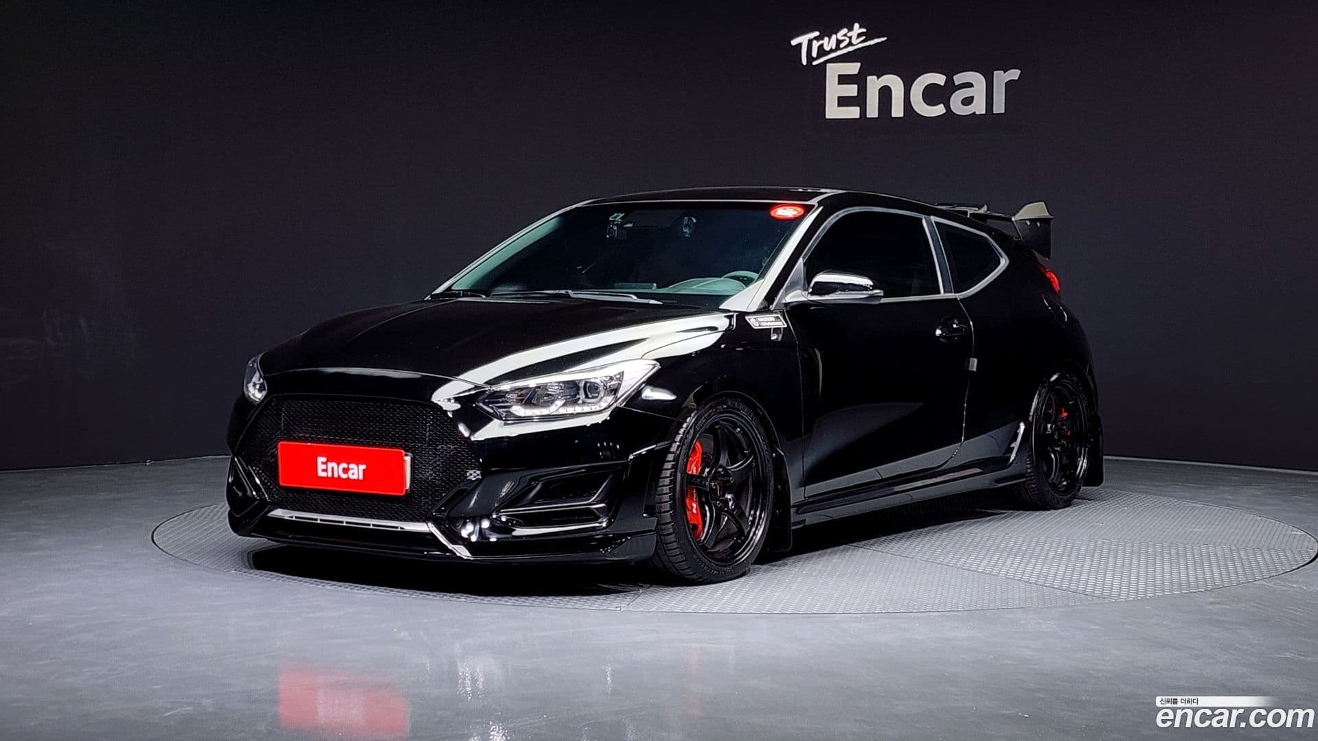 Main__Slider__Photo:Veloster Hyundai 2020.6-0