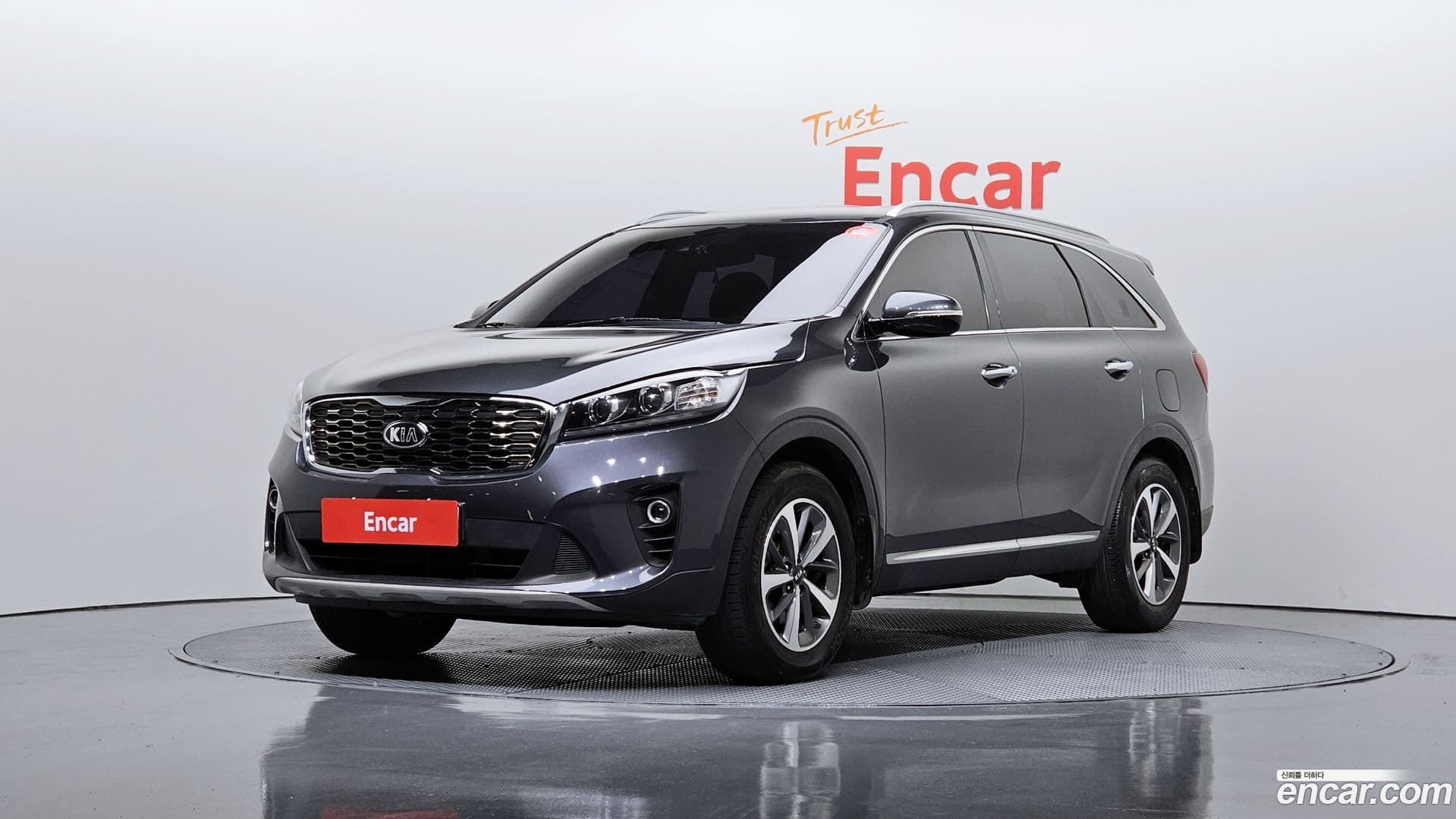 Main__Slider__Photo:Sorento Kia 2019.11-0
