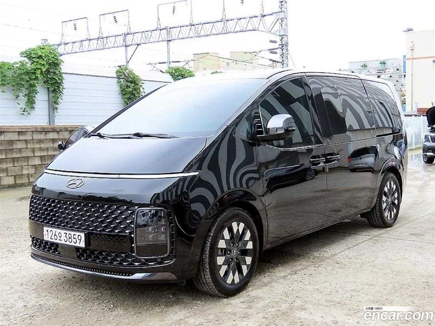 Main__Slider__Photo:Staria Hyundai 2021.6-0