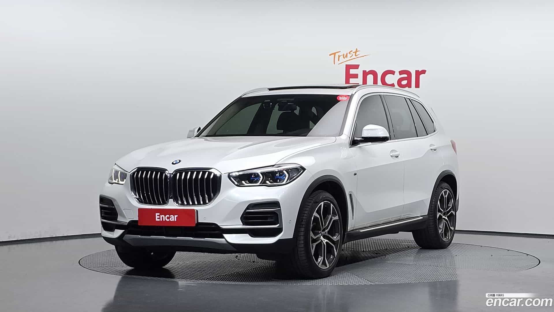 X5 BMW 2022.2-OUTER-001