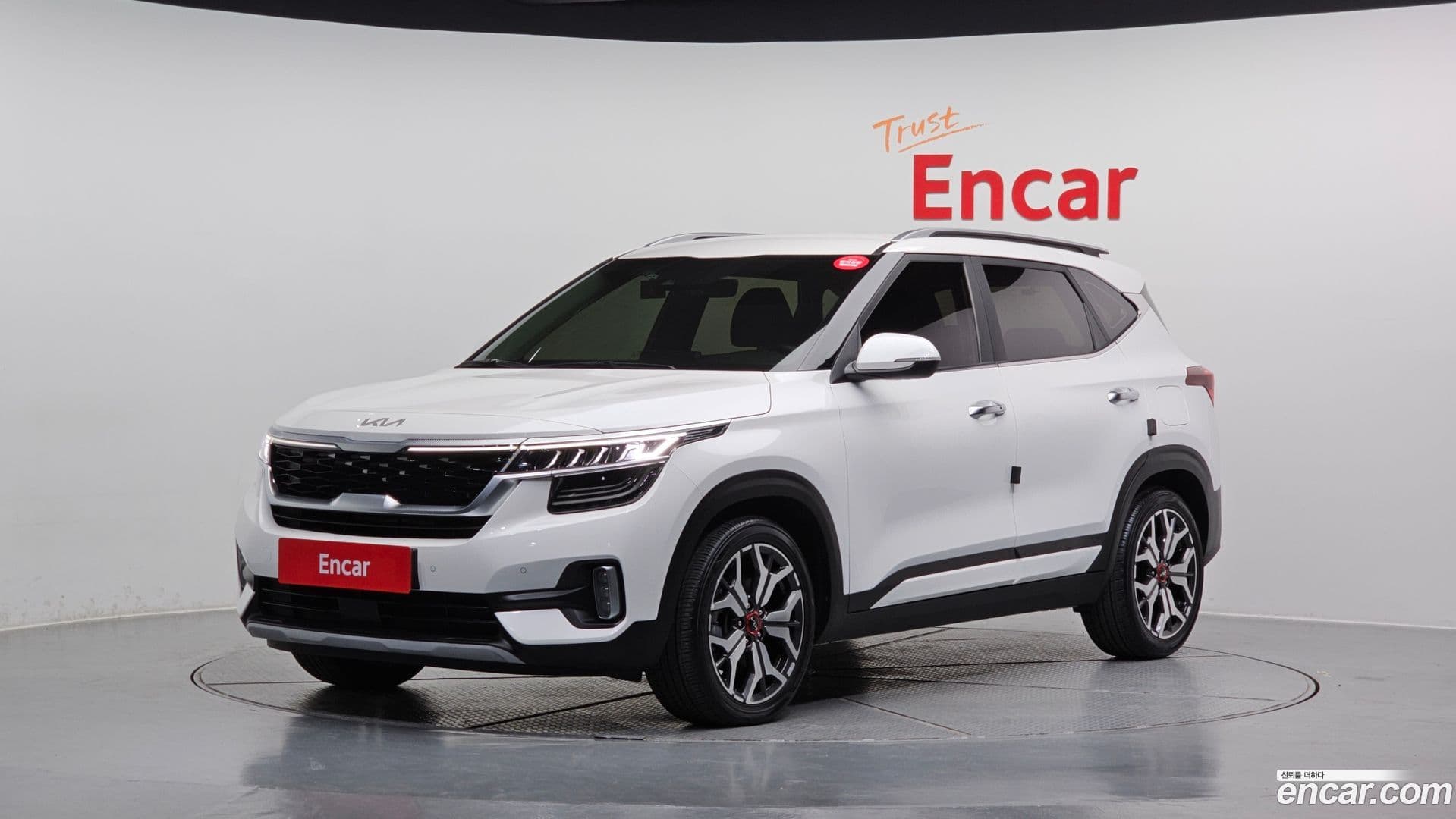 Main__Slider__Photo:Seltos Kia 2022.1-0