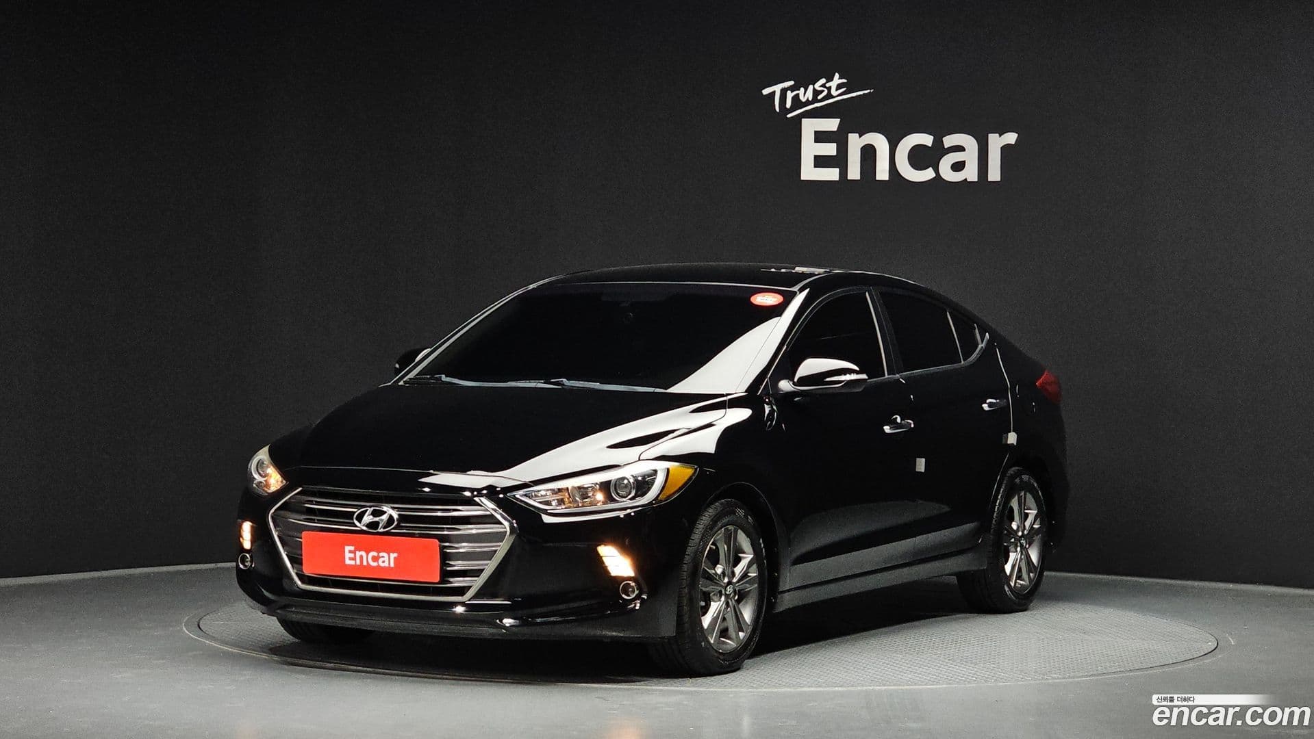 Main__Slider__Photo:AVANTE Hyundai 2015.10-0