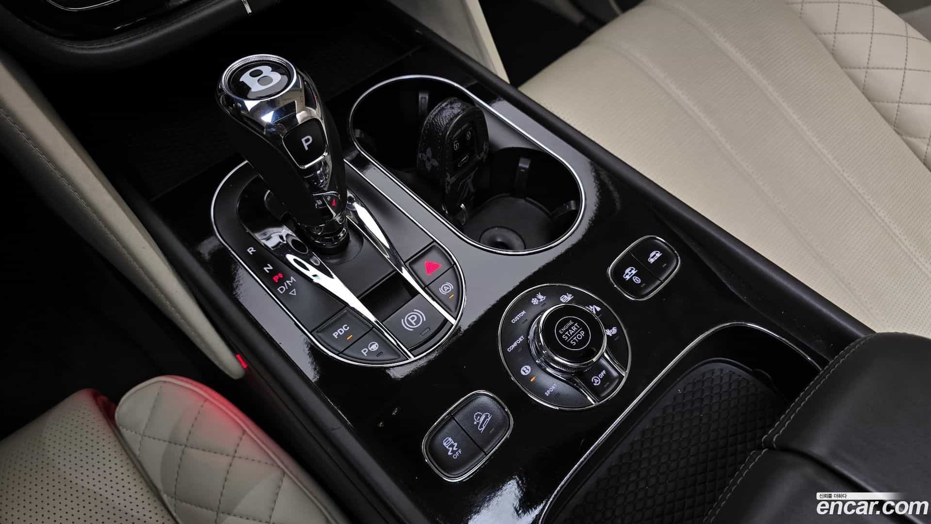Bentayga Bentley 2017.4-INNER-009