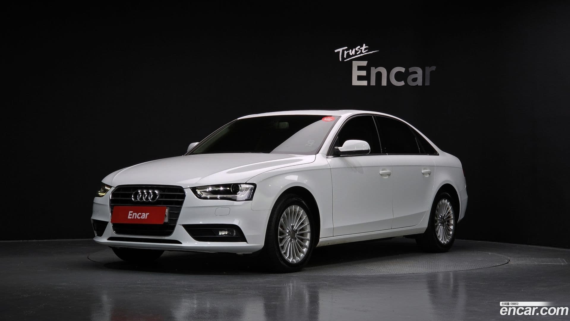 Main__Slider__Photo:A4 Audi 2014.5-0