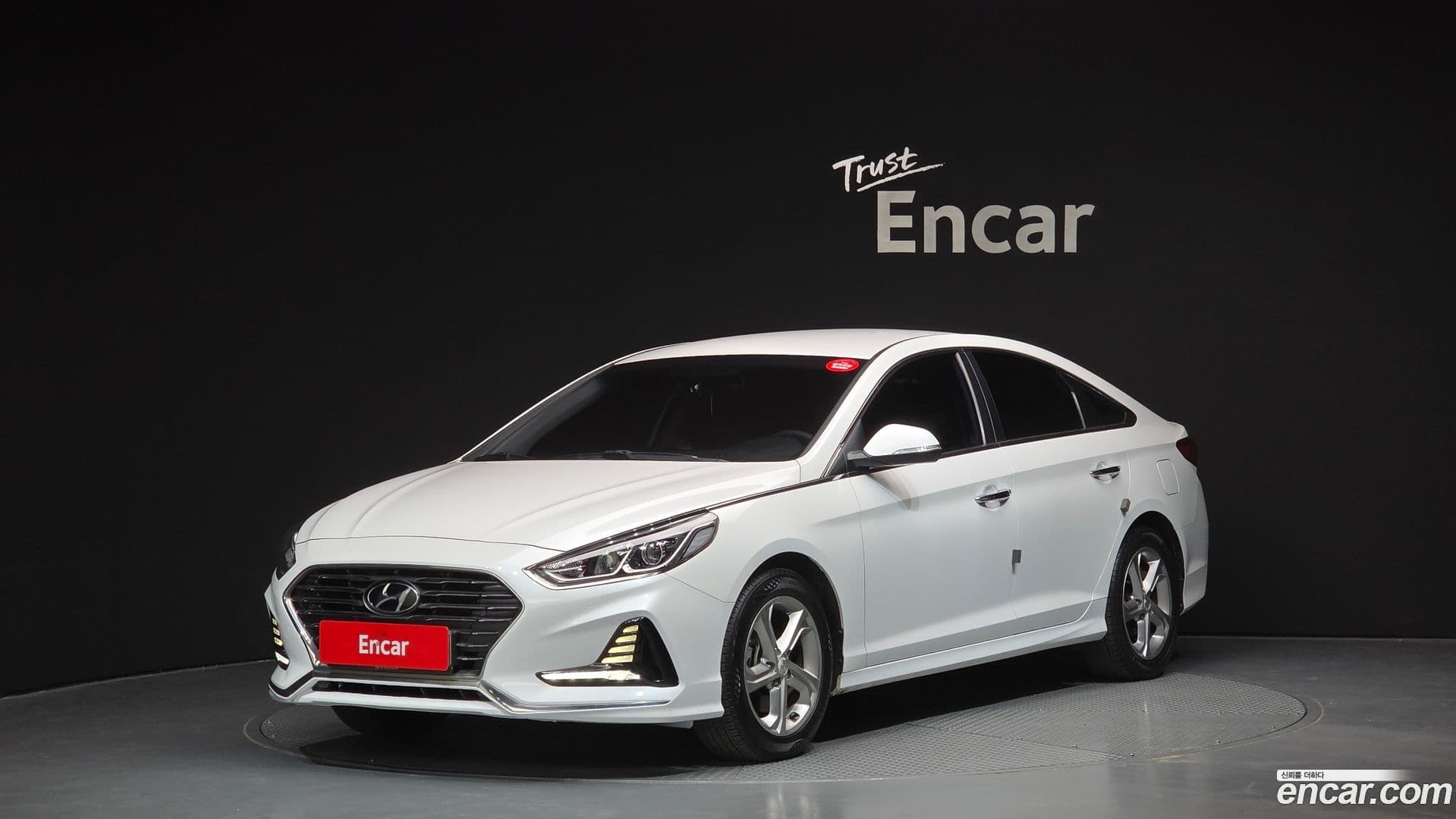 Main__Slider__Photo:Sonata Hyundai 2017.11-0