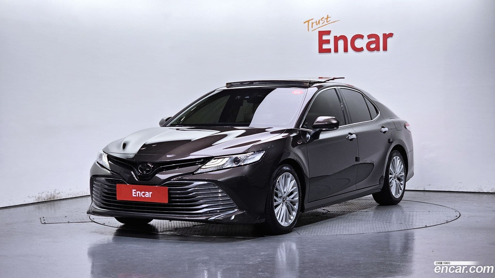Main__Slider__Photo:Camry Toyota 2018.7-0