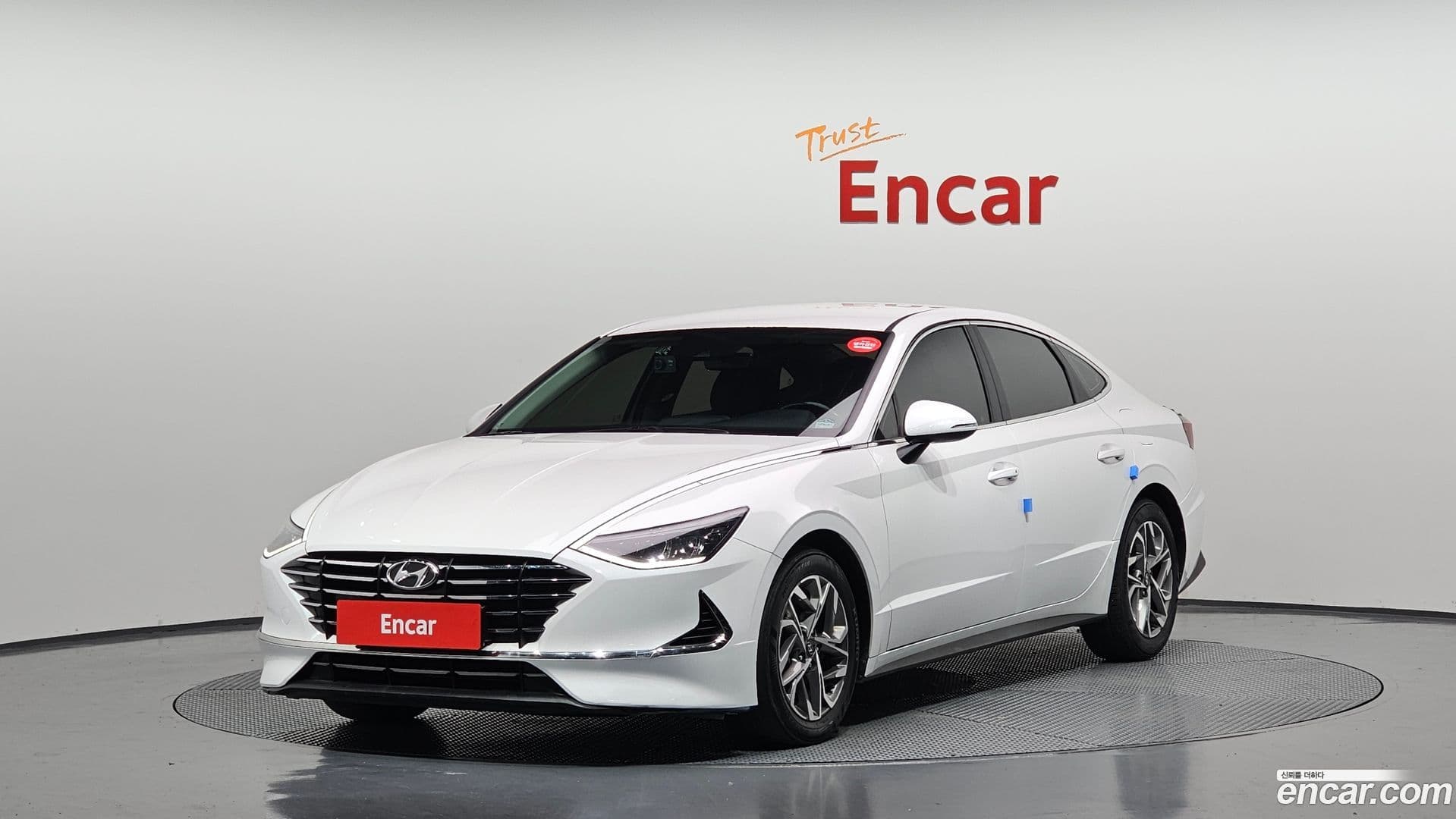 Main__Slider__Photo:Sonata Hyundai 2020.8-0
