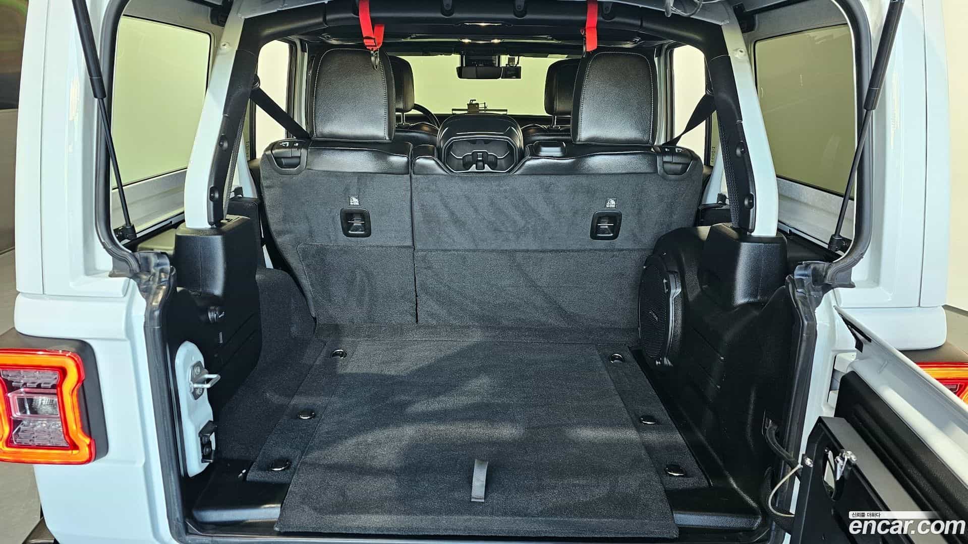 Wrangler Jeep 2023.9-OPTION-024