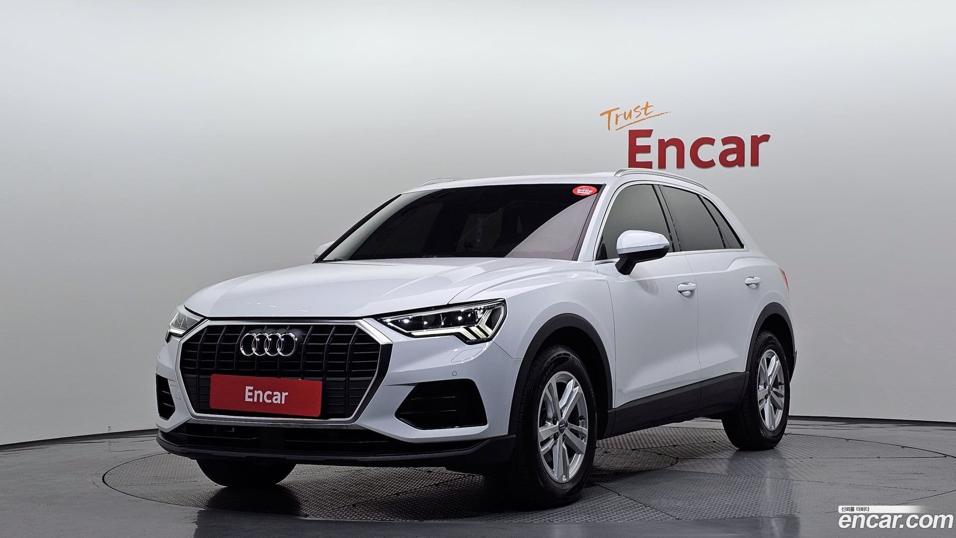 Main__Slider__Photo:Q3 Audi 2020.6-0