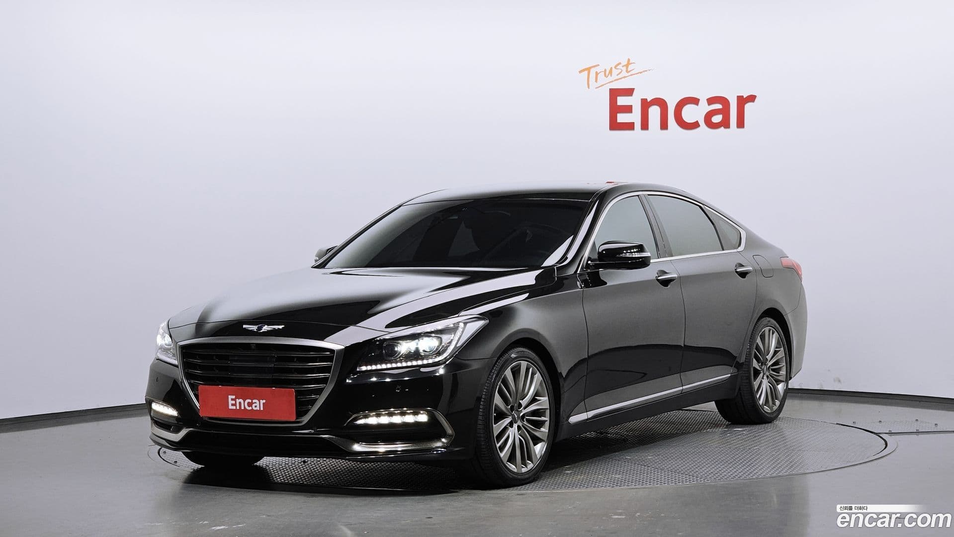 Main__Slider__Photo:G80 Genesis 2019.3-0