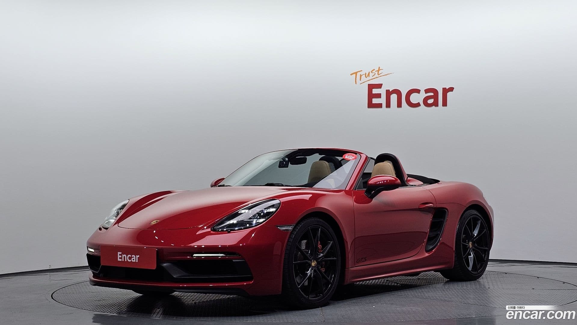 Main__Slider__Photo:718 Porsche 2019.0-0