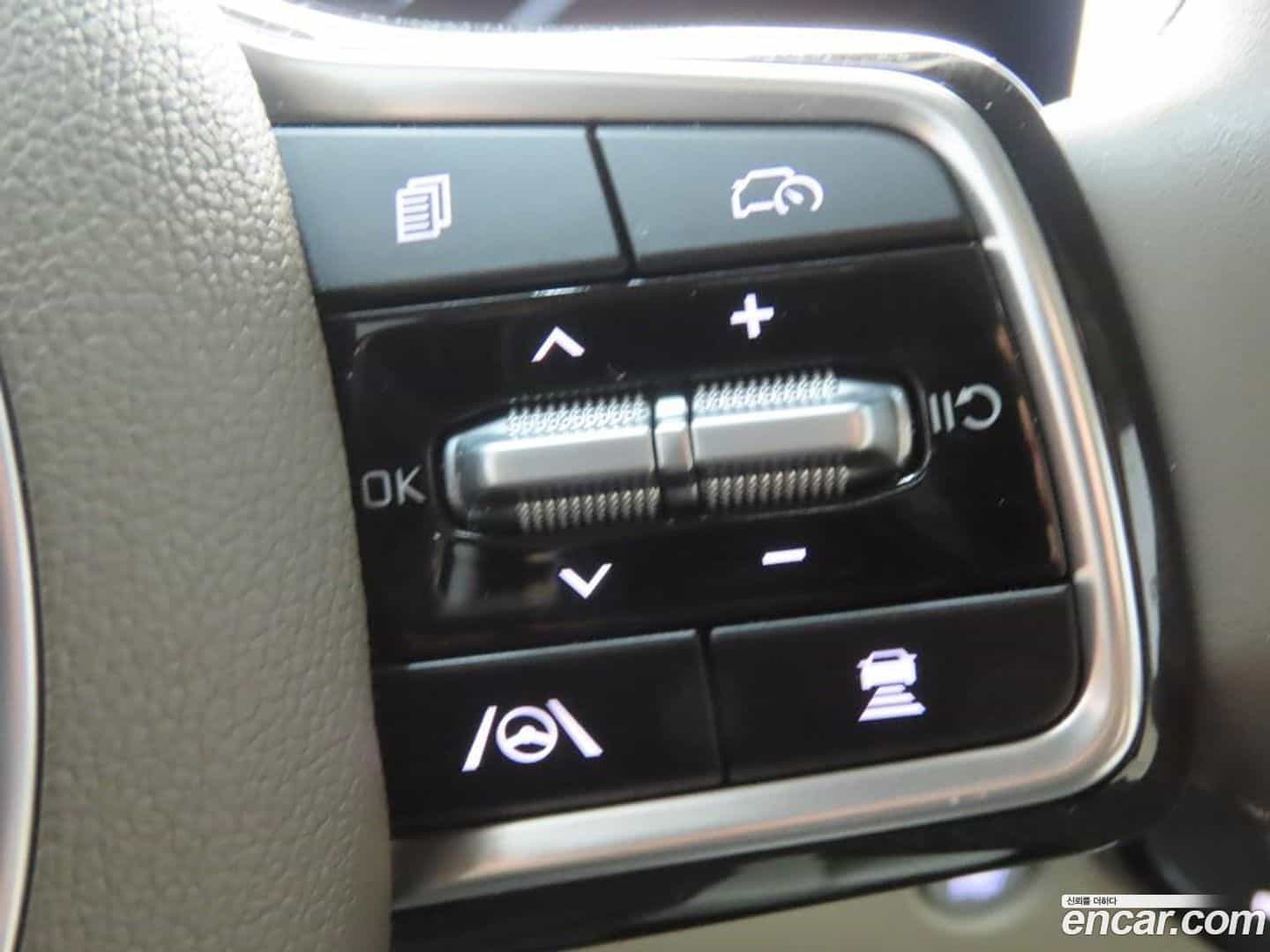 Canival Kia 2024.8-OPTION-021